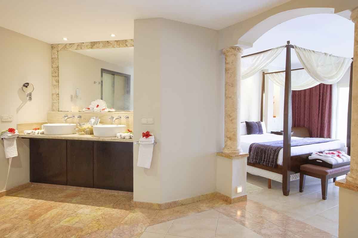 Majestic Elegance Punta Cana Dining & Restaurants