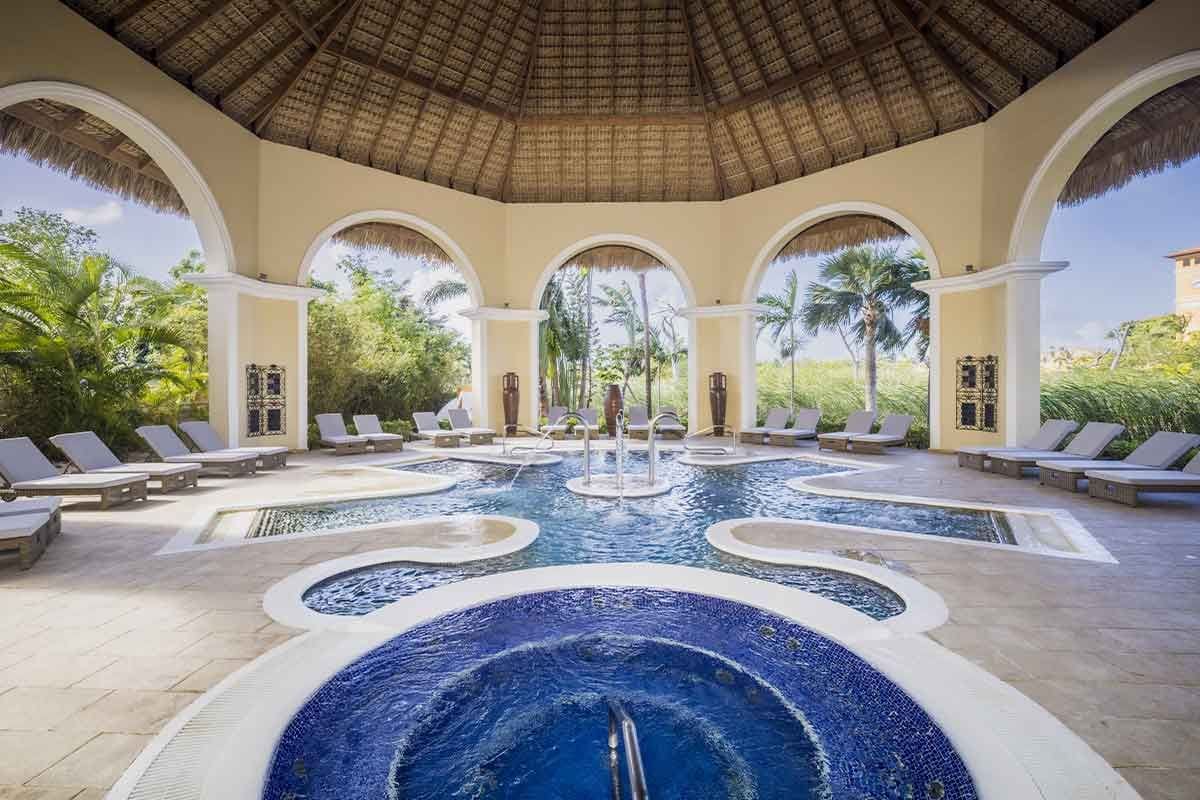 Majestic Elegance Punta Cana Dining & Restaurants