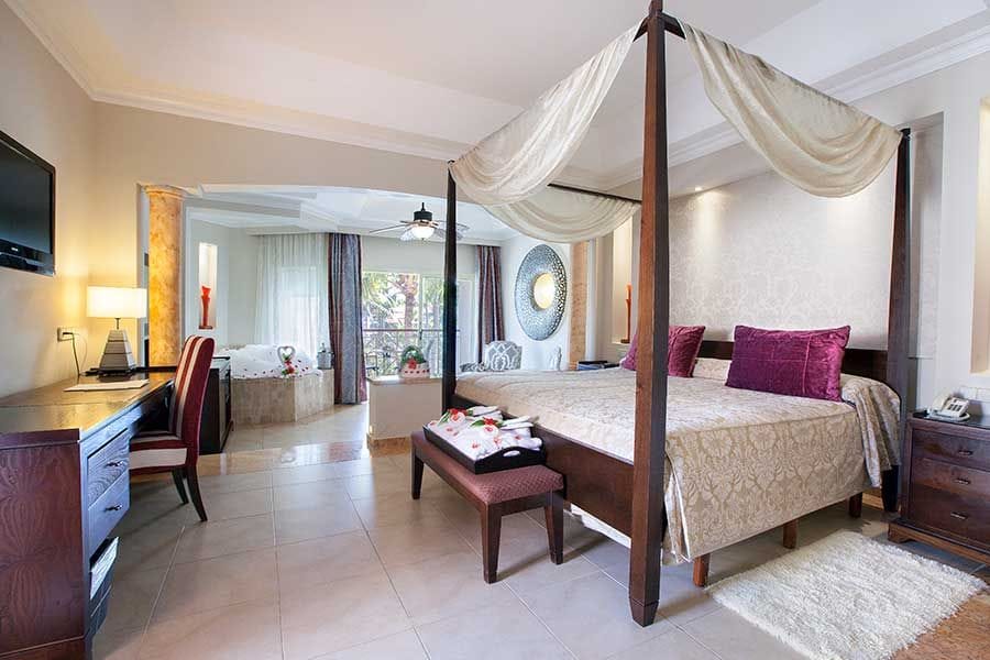 Majestic Elegance Punta Cana Rooms & Suites