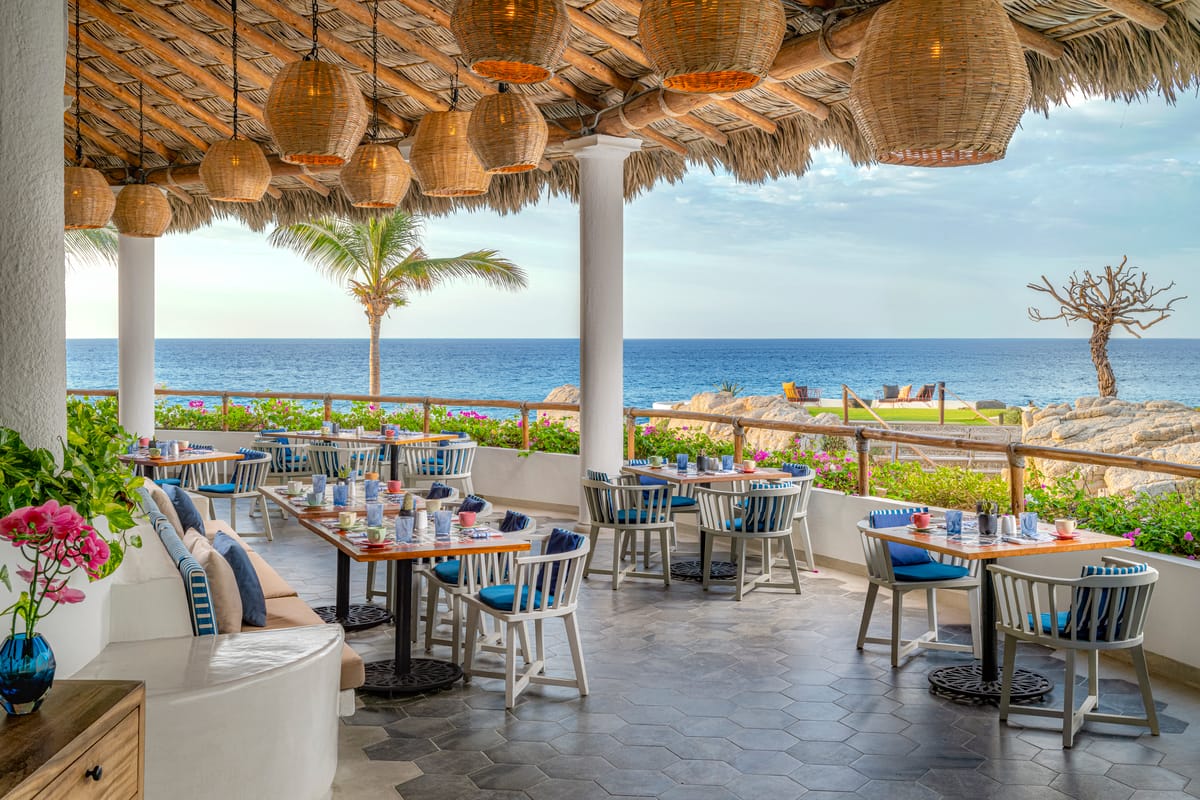 Encanto Farm & Sea — oceanfront dining by day
