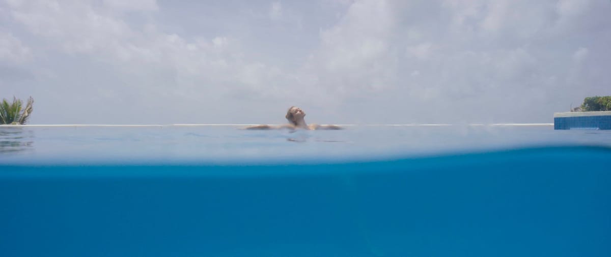 Occidental Tucancún Pools