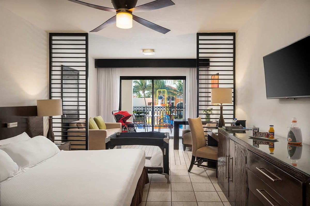 Ocean Coral & Turquesa Rooms & Suites