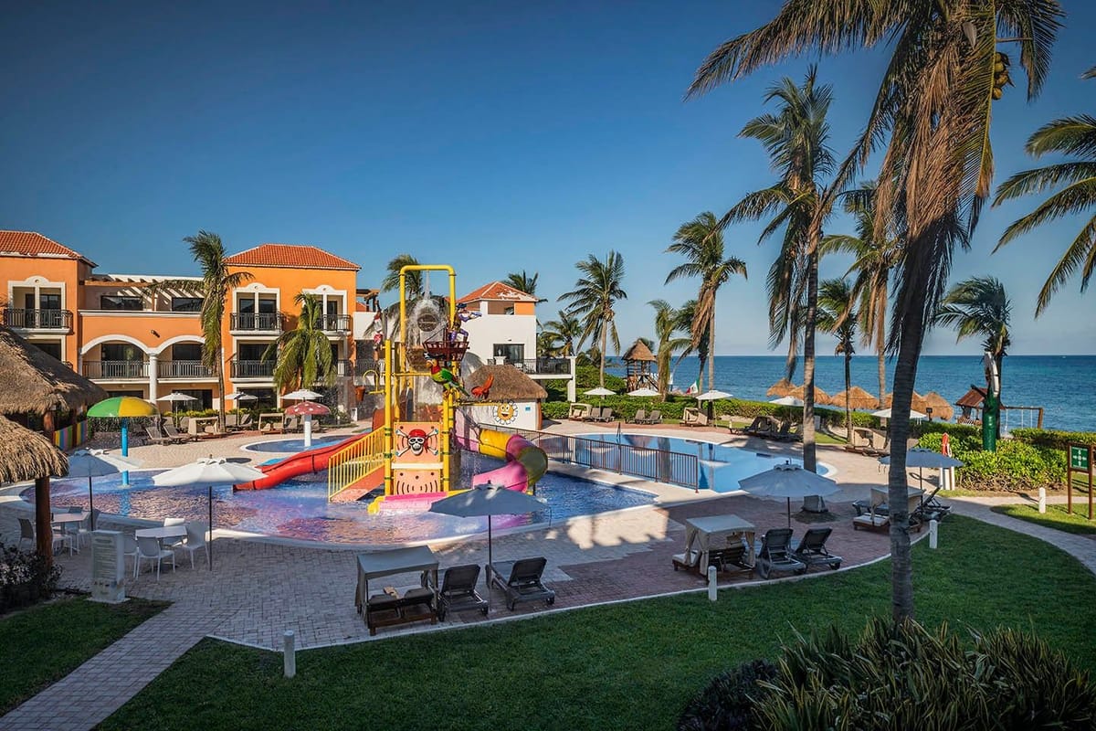 Ocean Coral & Turquesa Rooms & Suites