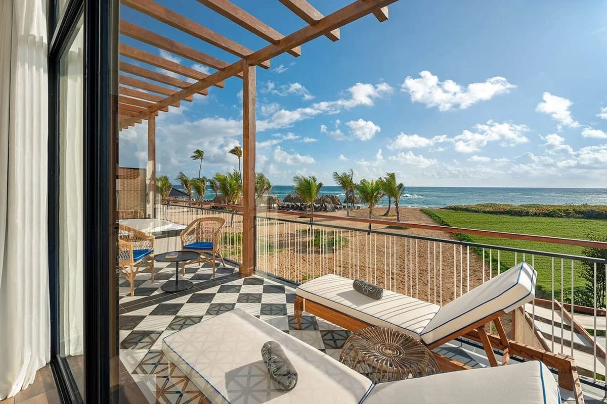 Guest room at Ocean El Faro