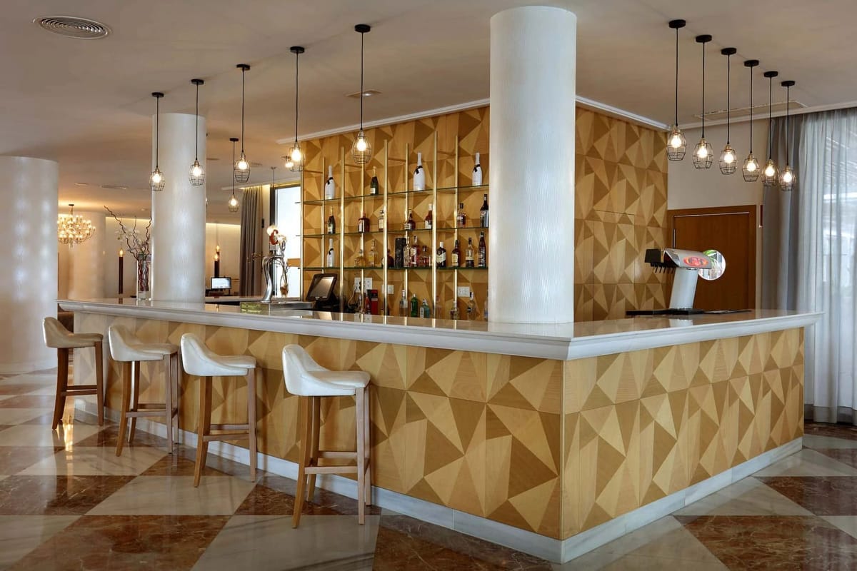 Lobby & bar at Palladium Hotel Palmyra, Trademark Collection