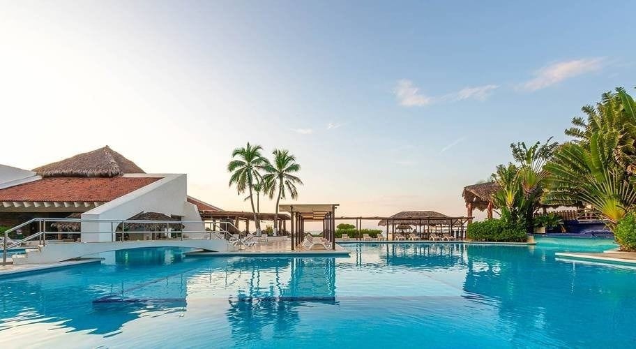 Guest room at Park Royal Beach Ixtapa - All Inclusive