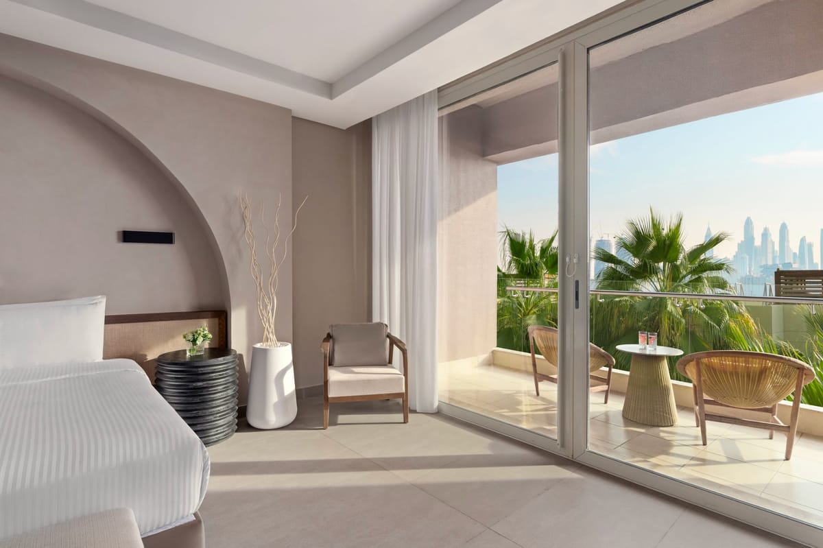 Rixos The Palm Hotel & Suites Rooms & Suites