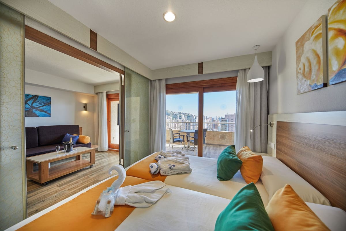Sandos Benidorm Suites Exterior & Grounds