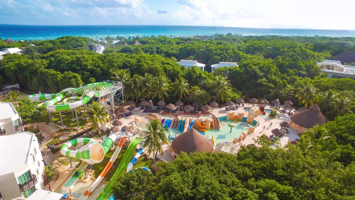 Sandos Caracol Nature Resort & Water Park All Inclusive Pools
