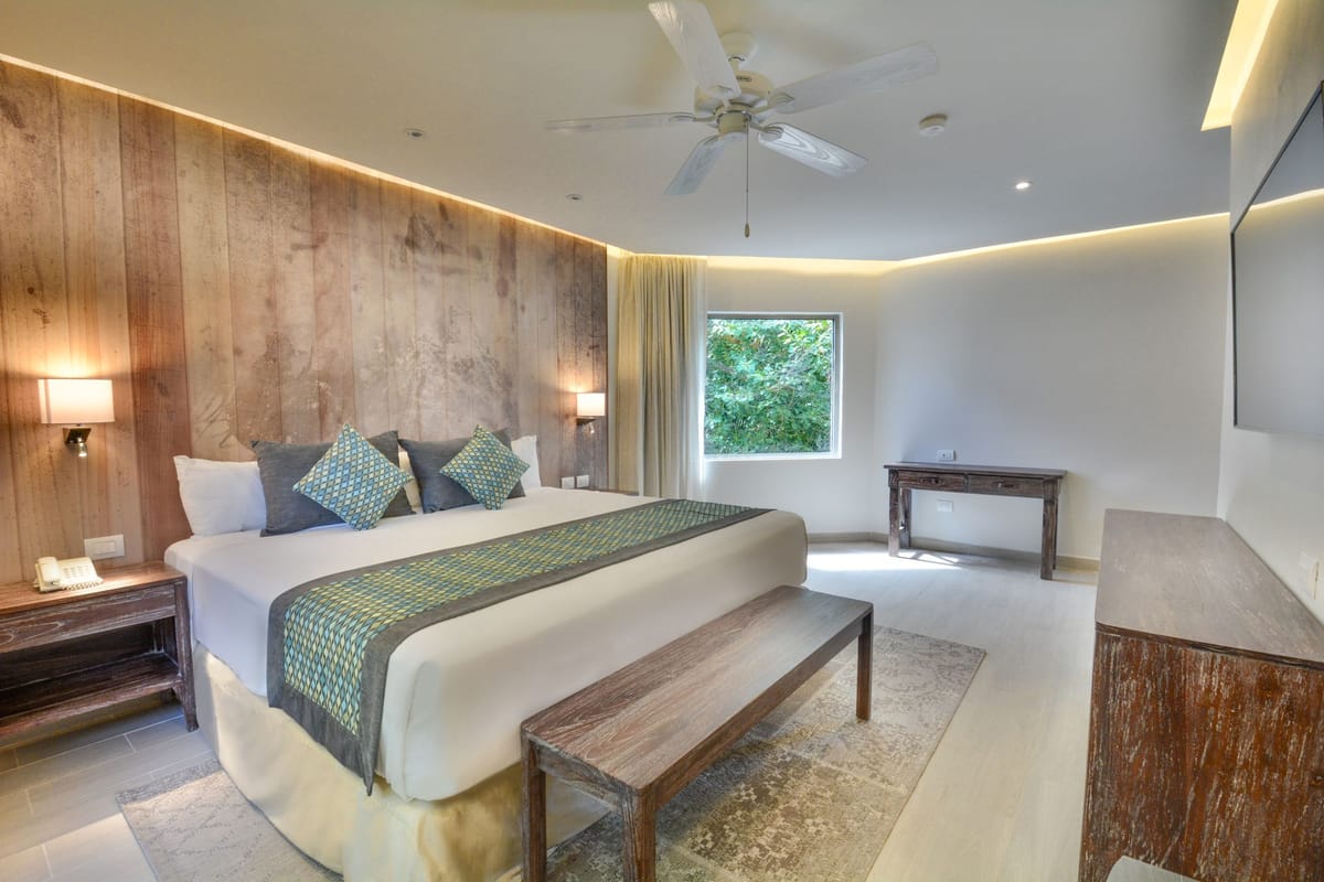 Sandos Caracol Nature Resort & Water Park All Inclusive Rooms & Suites