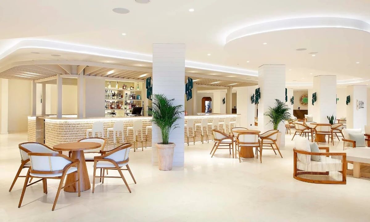 Lobby & bar at TRS Ibiza Hotel