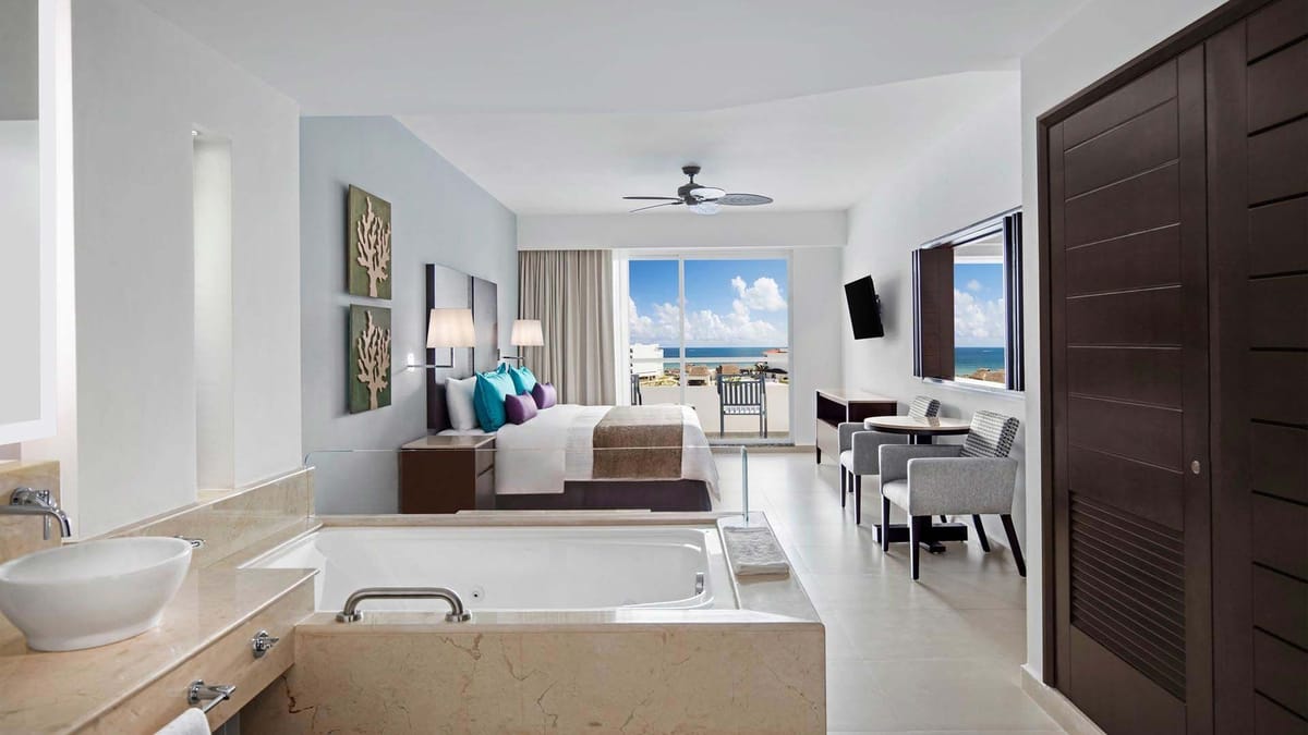 Ventus at Marina El Cid Spa & Beach Resort Rooms & Suites
