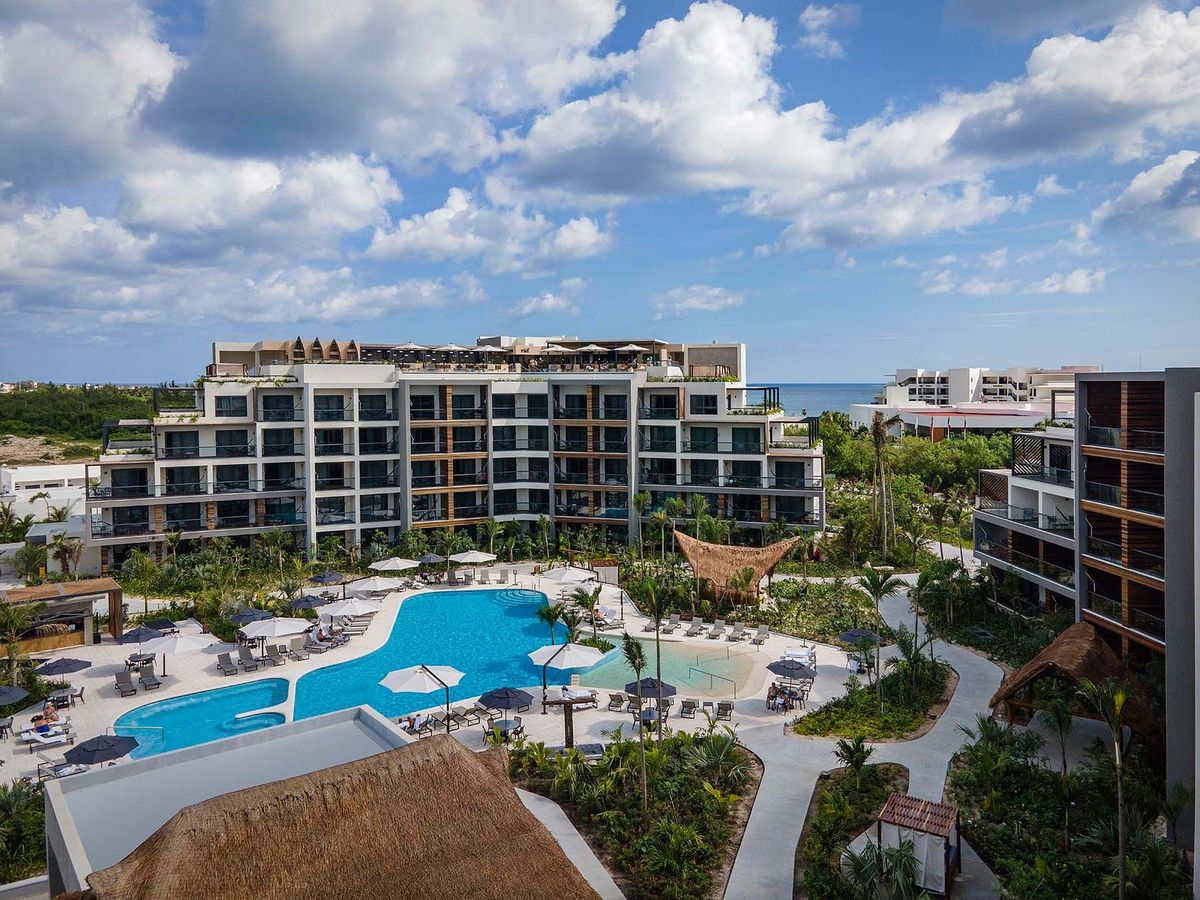Ventus Ha' at Marina El Cid Spa & Beach Resort Pools