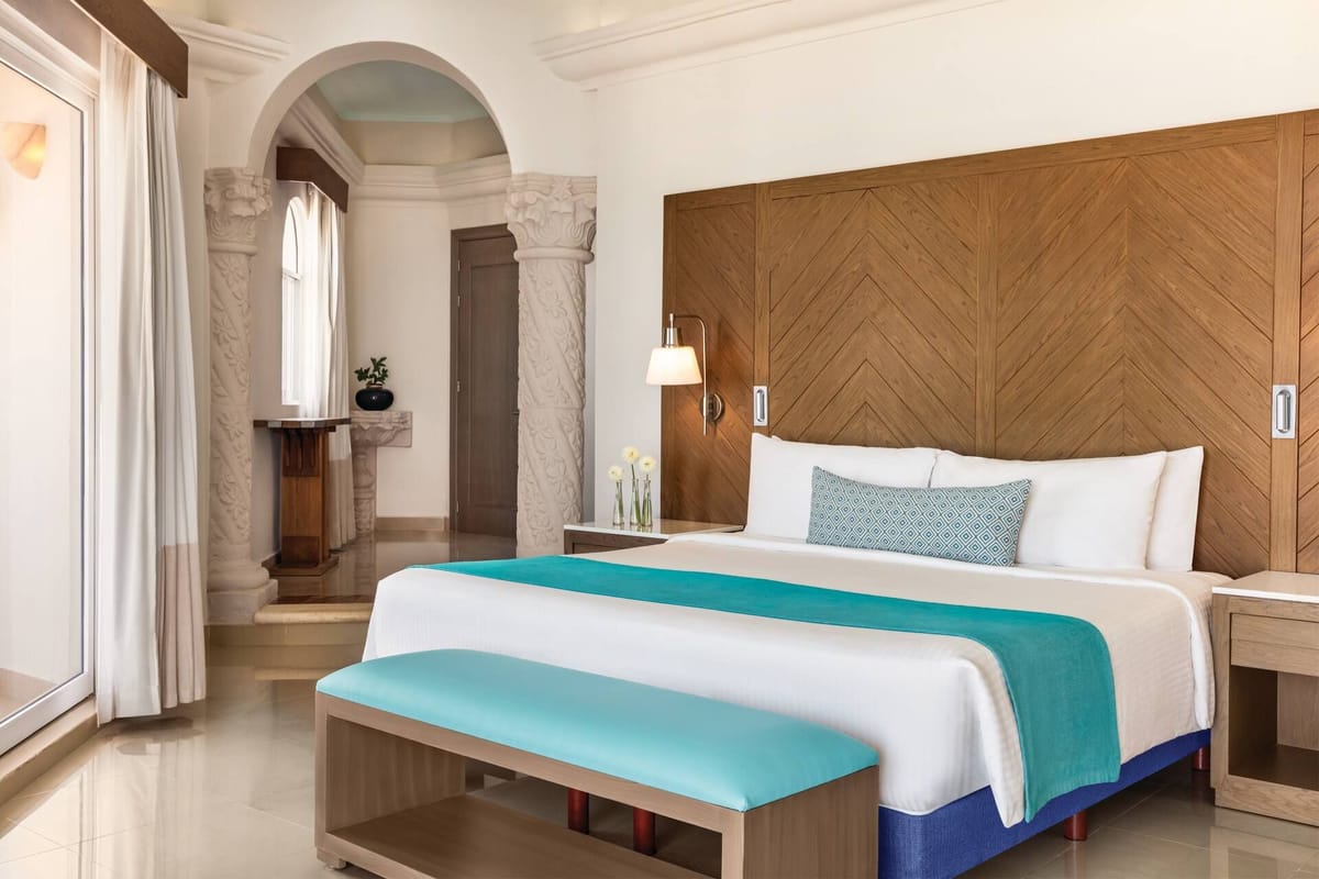 Wyndham Alltra Playa del Carmen Beach