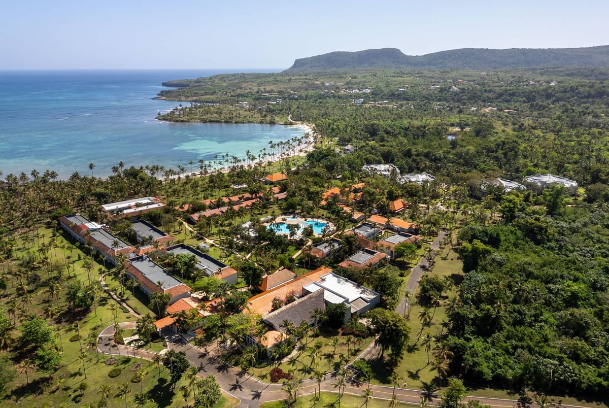 Resort exterior at Wyndham Alltra Samana