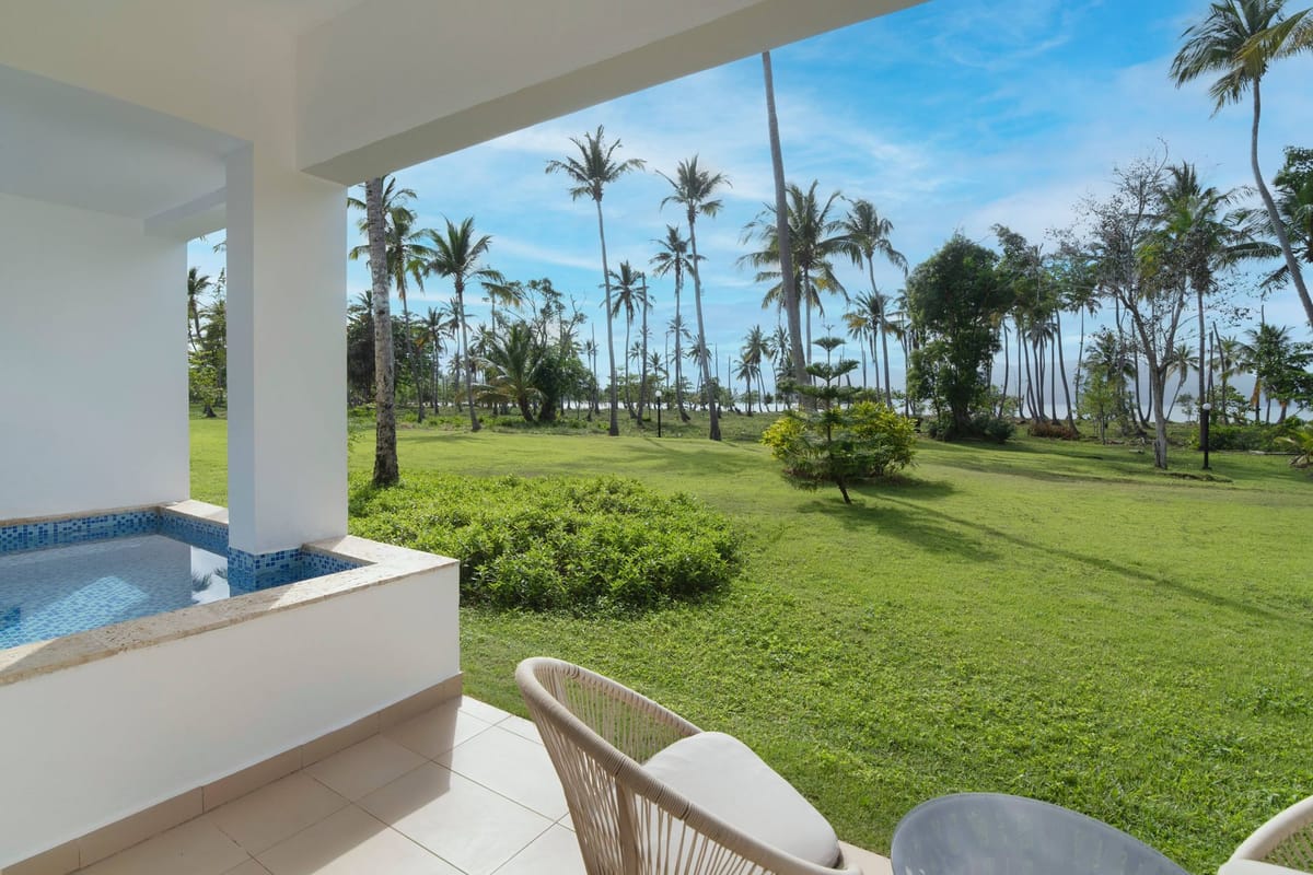 Guest room at Wyndham Alltra Samana