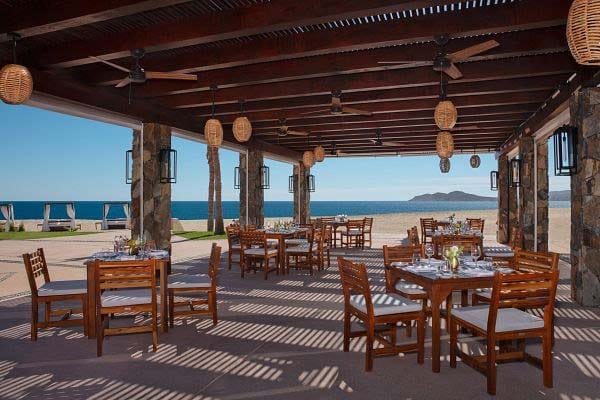 El Arroyo restaurant — contemporary Mexican cuisine in a hacienda setting