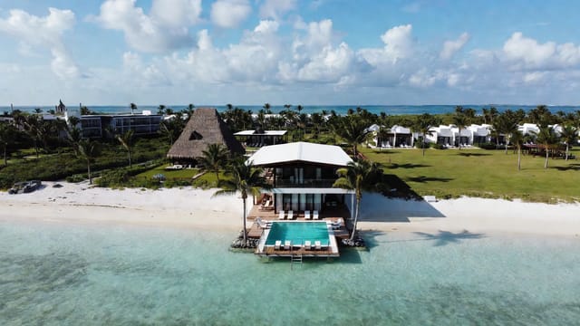 Swim-Up Rooms at All-Inclusive Resorts: Are They Actually Worth It?
