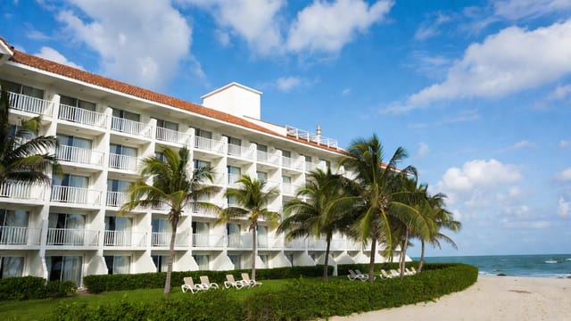Hotels in World Cup Host Cities Are Seeing Something Nobody Expected — Empty Rooms
